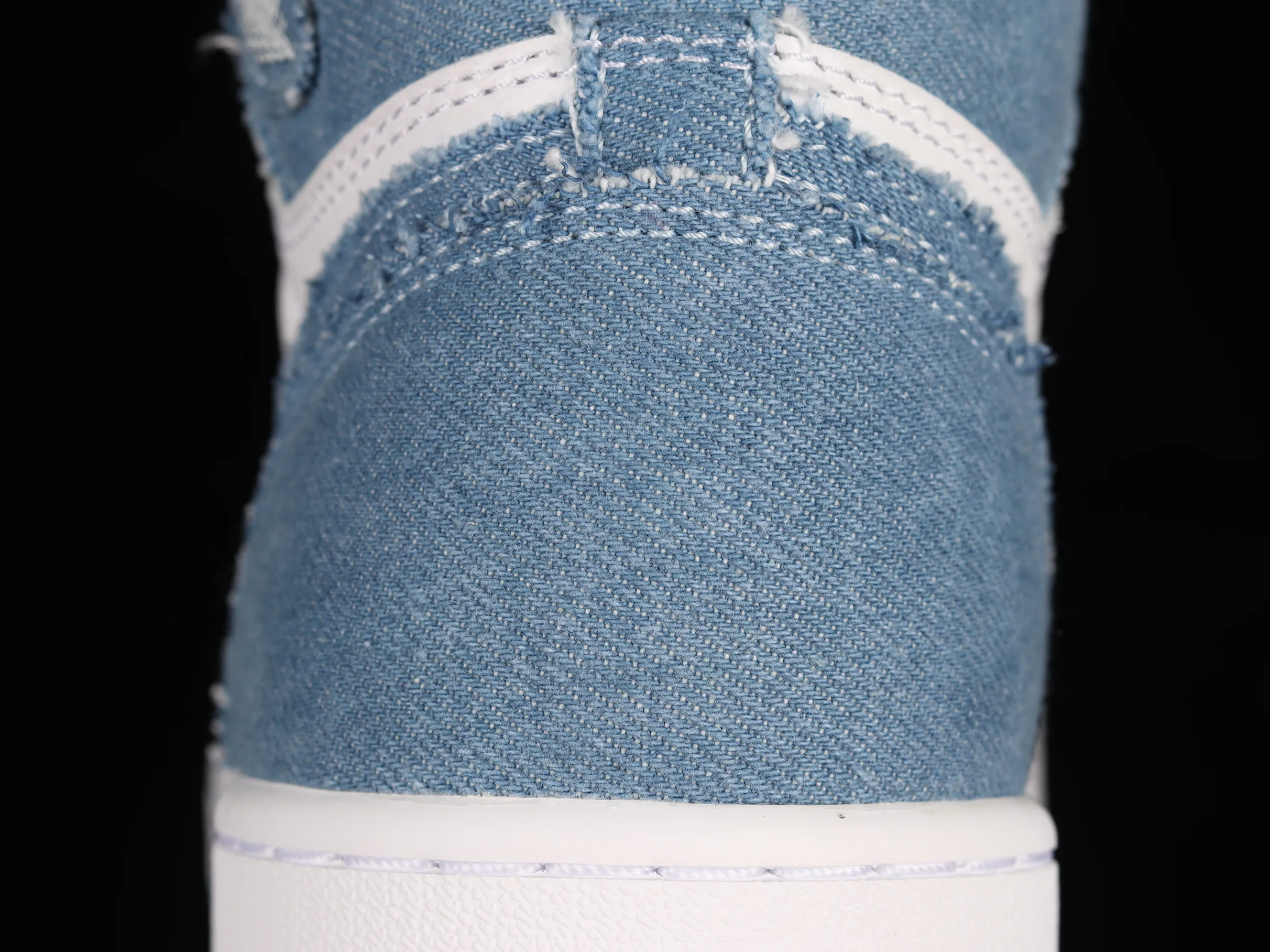 All categories Air Jordan Jordan series basketball shoes Air Jordan 1 High foreign trade version Air Jordan 1 High OG "Denim" AJ1 Joe 1 denim washed denim DM9036-104